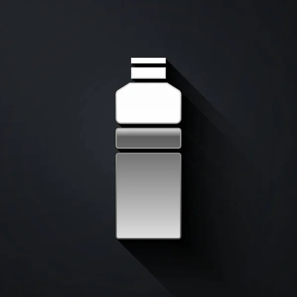 银色健身振动器图标隔离在黑色背景 运动摇瓶 瓶盖用于水和蛋白质鸡尾酒 长影子风格 — 图库矢量图片