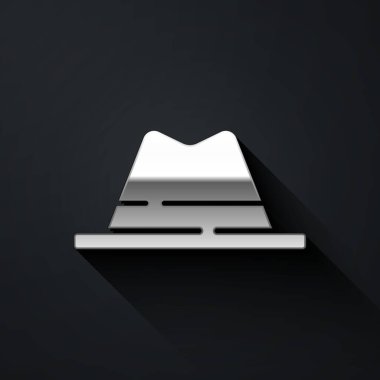 Siyah arka planda izole edilmiş kurdele ikonlu Gümüş Adam şapkası. Uzun gölge tarzı. Vektör.