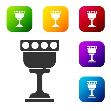 Siyah Ortaçağ kadeh ikonu beyaz arkaplanda izole edilmiş. Kutsal Kase. Renkli kare düğmelerle simgeleri ayarla. Vektör.