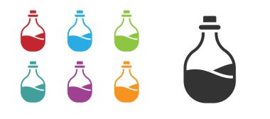 Beyaz arka planda izole edilmiş siyah eski şarap ikonu şişesi. Simgeleri renklendirin. Vektör.