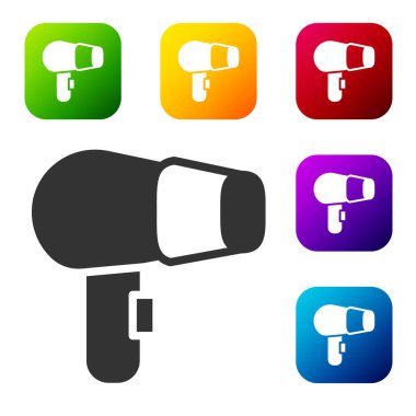 Beyaz arkaplanda siyah saç kurutma ikonu izole edildi. Saç kurutma makinesi tabelası. Saç kurutma sembolü. Sıcak hava üflüyor. Renkli kare düğmelerle simgeleri ayarla. Vektör.