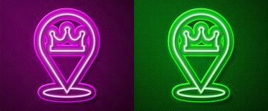 Parlayan neon çizgisi konum kral taç simgesi mor ve yeşil arka planda izole. Vektör.
