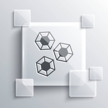 Gri değerli taş ikonu gri arkaplanda izole edilmiş. Mücevher sembolü. Elmas. Kare cam paneller. Vektör.