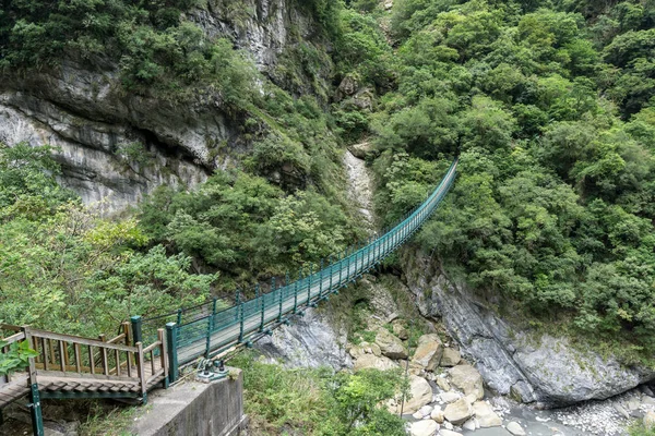 Ponte Suspensa Zhuilu Parque Nacional Taroko Sobre Rio Liwu Taiwan — Fotografia de Stock