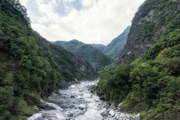 Olhando Sobre Rio Liwu Parque Nacional Taroko Taiwan — Fotografia de Stock