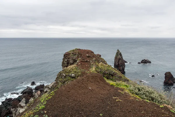 Seopjikoji Vista Panorámica Del Océano Con Muchas Rocas Dentadas Largo — Foto de Stock