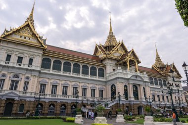 Chakri Maha Prasat, Tayland, Bangkok 'taki Büyük Saray' ın merkez sarayıdır.