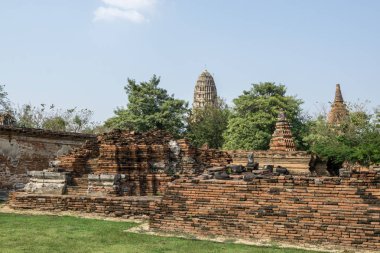 Wat Mahathat saldırın ve harabeleri sahne Ayutthaya, Tayland