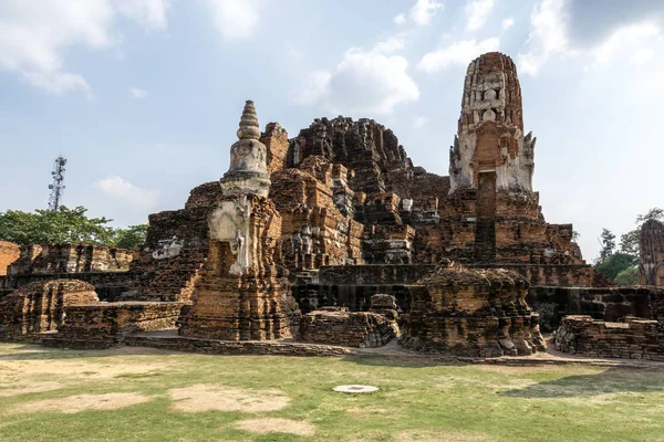 Wat Mahathat Prang Arruina Paisaje Ayutthaya Tailandia — Foto de Stock