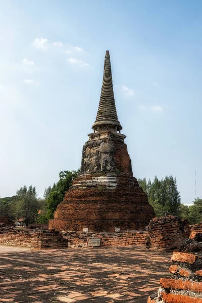 Wat Mahathat Prang Chedi Stupas Paisajes Ayutthaya Tailandia —  Fotos de Stock