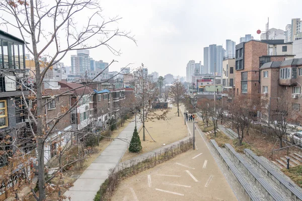 Gyeonghui ligne forêt parc livre rue — Photo