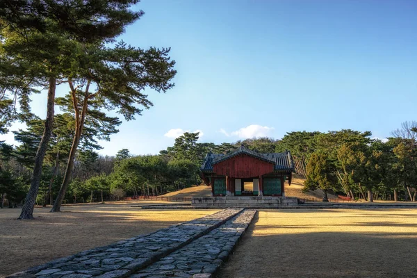 태 릉 입구역 왕 무덤 — 스톡 사진