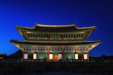 Gyeongbokgung Sarayı gece