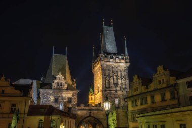 gece daha az kasaba köprü kulesi