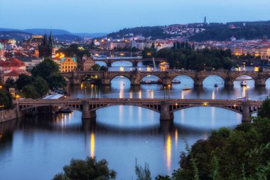 prag köprülerletna park görünümü