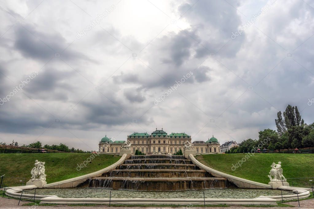 belvedere palace and fountain