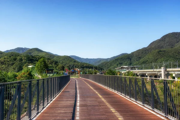 Ciclovia ponte sobre bukhangang — Fotografia de Stock