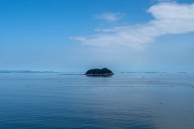 Jindo Adası yazlık okyanus manzaralı uzak bir ada