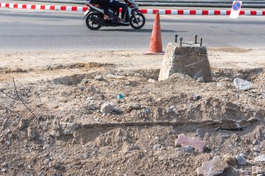 İnşaat yol yolu Caddesi üzerinde.