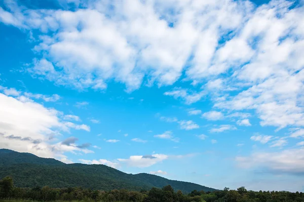 Obraz Modré Oblohy Hory Pozadí Doi Suthep Chiang Mai Thajsko — Stock fotografie