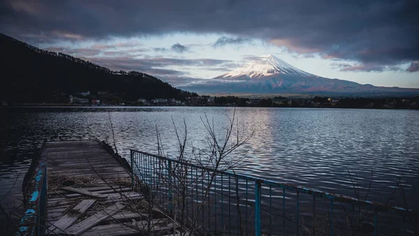 Vintage Toon Foto Van Mount Fuji Pier Bij Lake Kawaguchi — Stockfoto