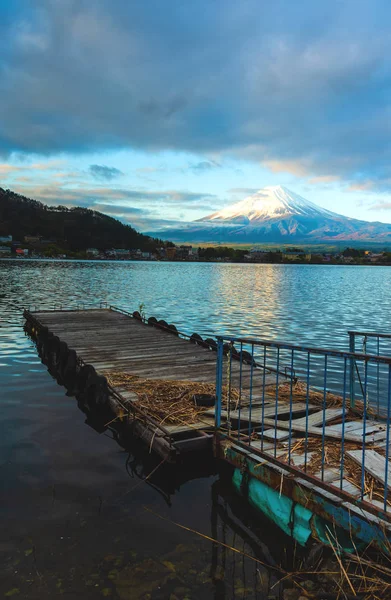 Vintage Toon Foto Van Mount Fuji Pier Bij Lake Kawaguchi — Stockfoto