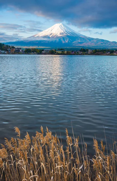 Image of Mount Fuji and Lake. — Stock Photo, Image