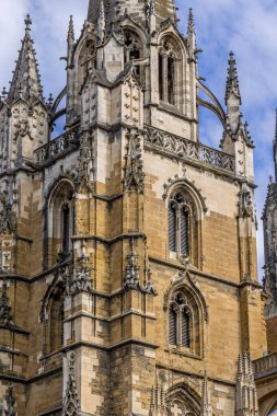 Bayonne, Fransa. 19.06.2020. Bayonne 'un merkezindeki Katolik katedrali. Yüksek kalite fotoğraf