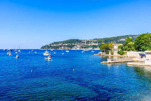 Villefranche-sur-Mer, France. 16.07.2020. Summer day on the beach. Tourism concept. — Stock Photo, Image