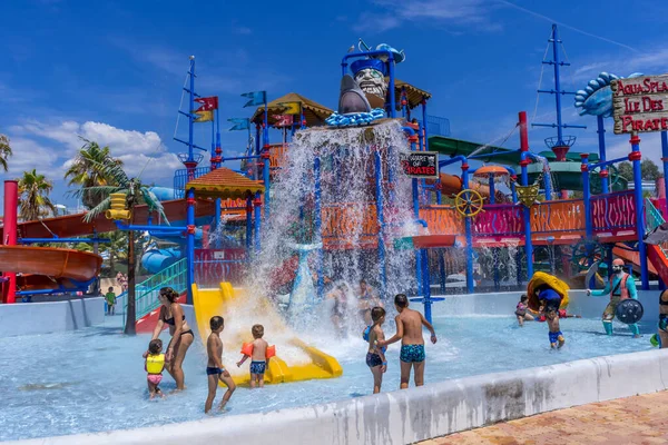 Antibes Frankreich 2020 Wasserpark Rutschen Der Nähe Des Pools Sommerferien — Stockfoto