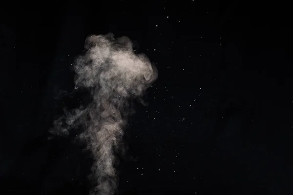 Buhar Buharı Dumanla Kaplanmış Siyah Arka Planda Izole Edilmiş Nem — Stok fotoğraf