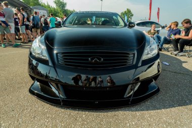 Moskova, Rusya - 23 Haziran 2018: Japandays Festivali Japonya otomobil - seri ve özelleştirilmiş kas araba ile