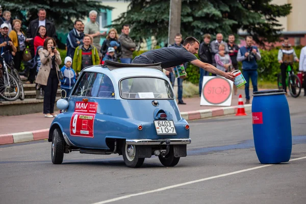 Minszk Fehéroroszország 2016 Idősebb Rally Vintage Autók Kiállítása Versenye Bmw — Stock Fotó