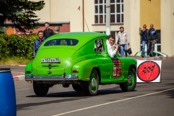 Minsk Bielorrússia 2016 Oldtimeramente Exposição Competição Carros Antigos Carro Soviético — Fotografia de Stock