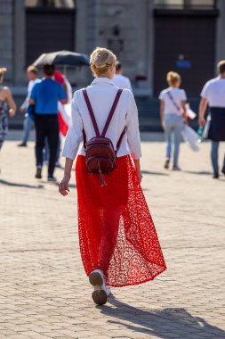 Minsk, Belarus - 30 Ağustos 2020. Beyaz Rusya 'da yapılan cumhurbaşkanlığı seçimleri sonrasında görevdeki hükümete karşı barışçıl protesto eylemleri.