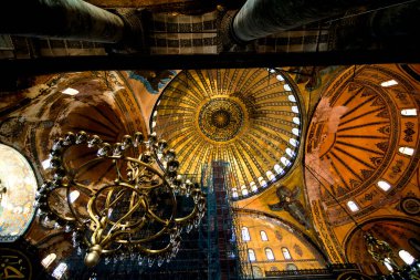 Ayasofya 'nın içinde, Türkiye. İstanbul 'un en önemli simgelerinden biri. Ayasofya ya da Ayasofya 'nın antik madalyası