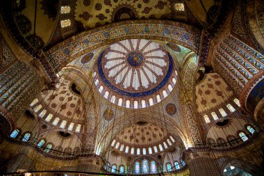 Sultan Ahmed 'in yaptırdığı Sultanahmed Camii' nin iç manzarası. İstanbul