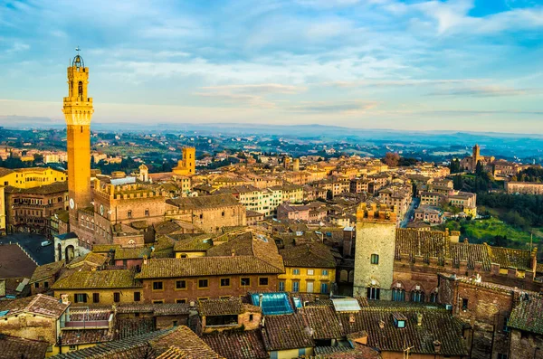 Stadtbild Von Siena Bei Sonnenuntergang Mit Torre Del Mangia — Stockfoto