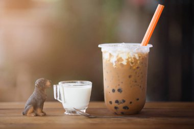 Paket cambuz kabarcık süt çayı.