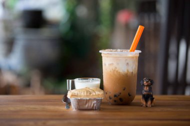 Paket cambuz kabarcık süt çayı.