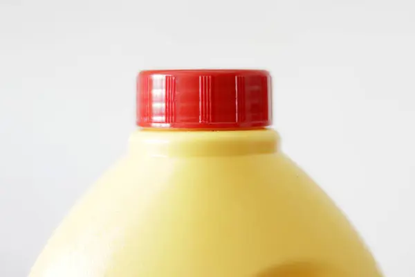 这是一瓶油 还有没有标签的任何液体 — 图库照片