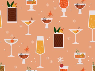 Kokteyllerle kusursuz desen. Tatil partisi tasarımı. Kış tatili içkileri. Noel temalı kokteyller
