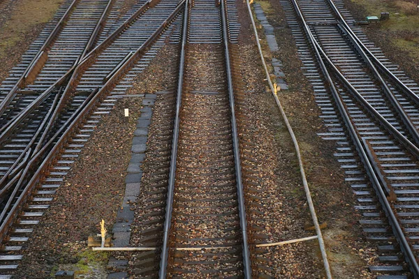 Cruzando Las Vías Del Ferrocarril Vista Desde Arriba —  Fotos de Stock