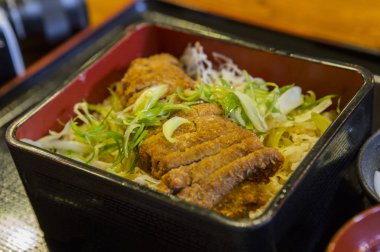 Kızarmış Biftek, arka planda, yakından