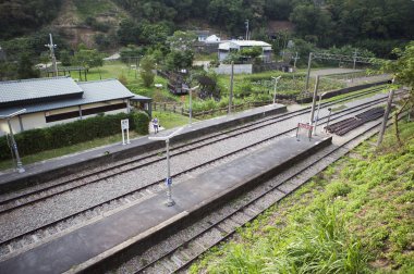 Demiryolu İstasyonu, Shensing Tren İstasyonu,