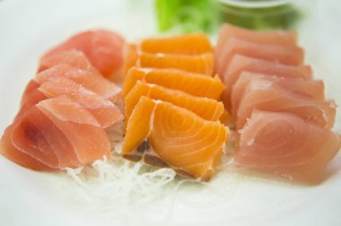 Sashimipingtung, Arka planda Kenting, yakın çekim