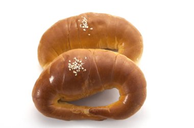  Arka plan üzerinde altın ay çöreği yakın çekim