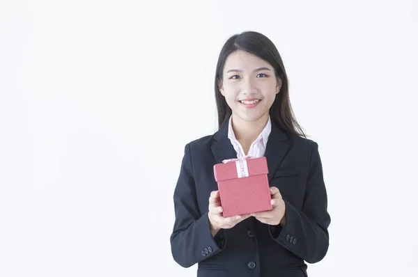 Junge Asiatische Frau Trägt Einen Anzug Mit Einem Geschenk Und — Stockfoto