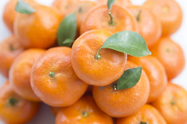 Tasty Mandarins Green Leaves — Stock Photo, Image