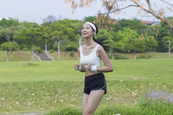 아시아 공원에서 — 스톡 사진